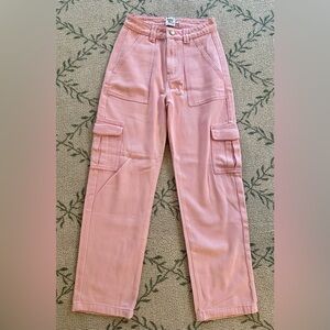 Princess Polly pink cargo jeans. Women’s US size 2. Never worn.